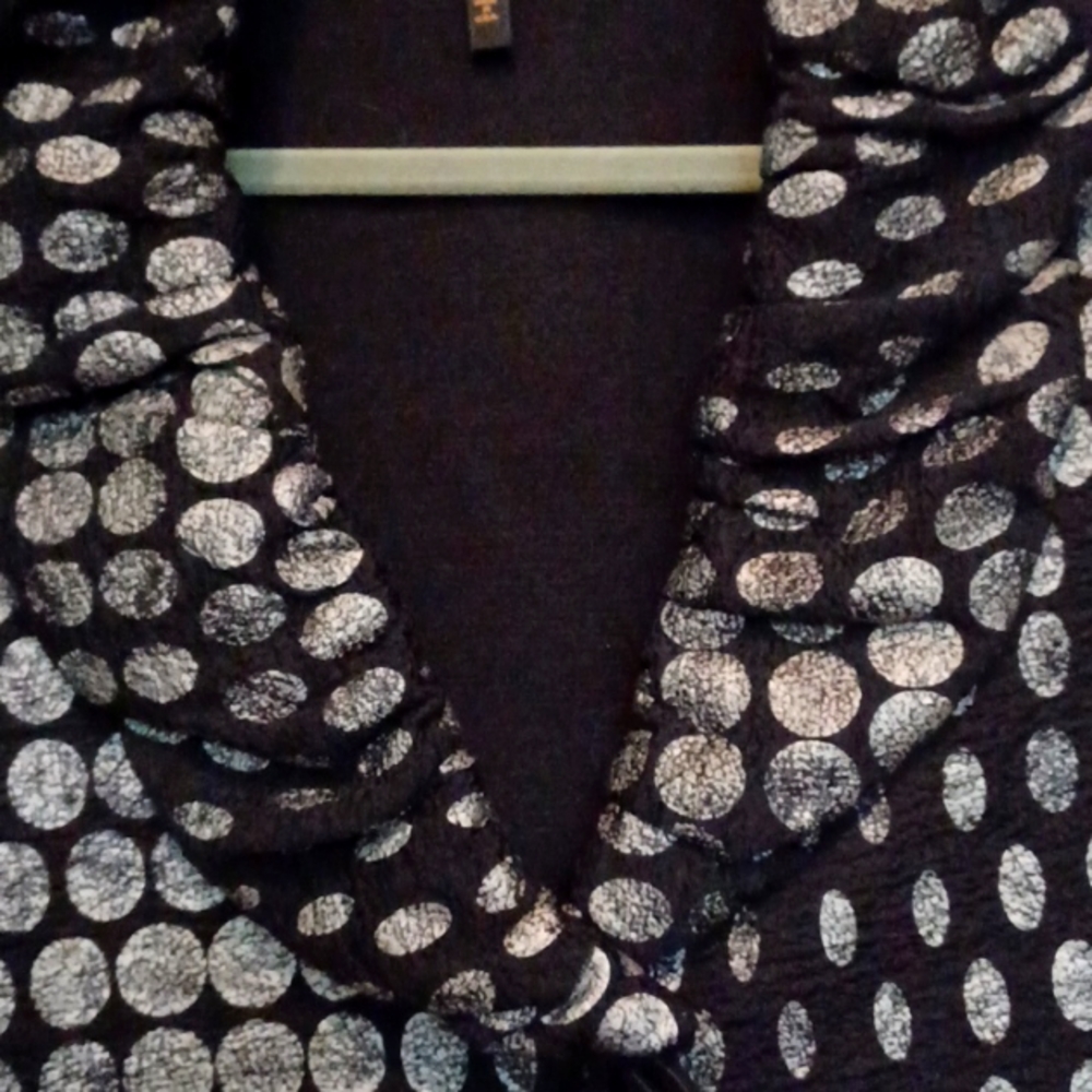 Woman's jacket - Picture 3 of 5